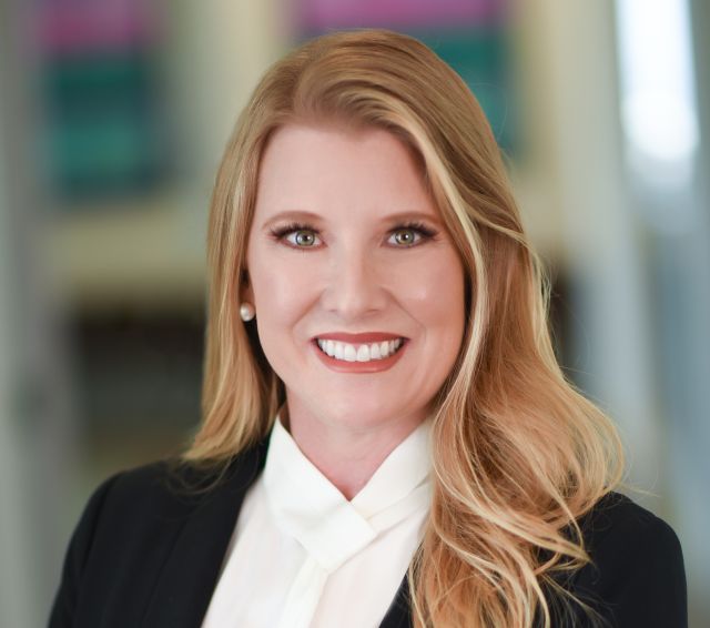 Photo of Lisa Hartung